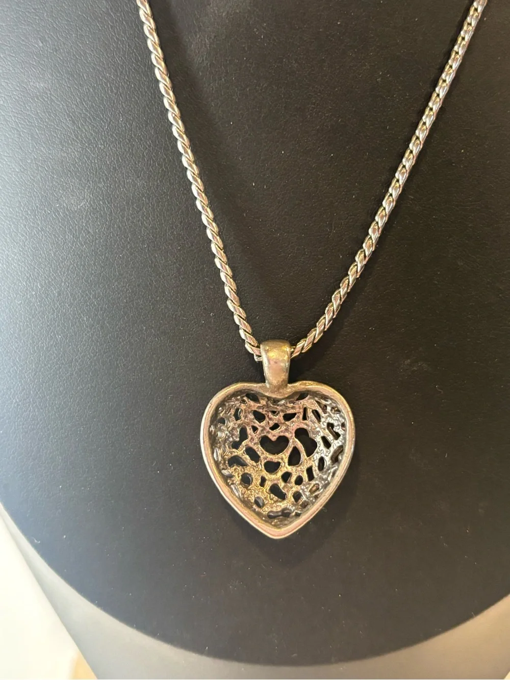 Park Lane Open Heart Pendant Necklace Silver Tone Rope Chain 18” Adjustable